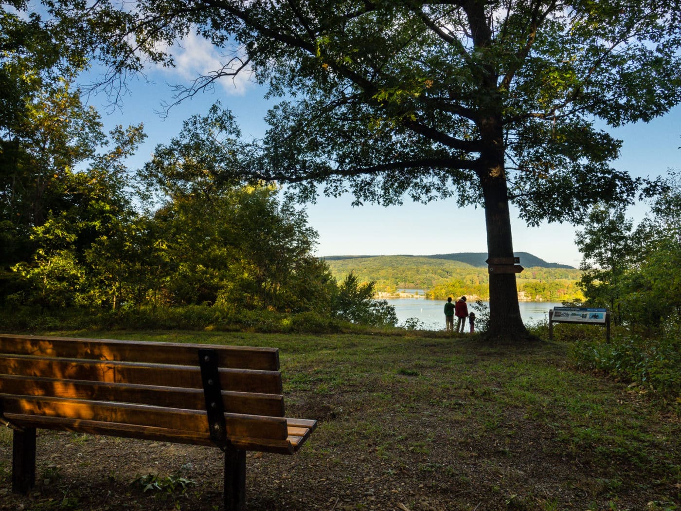 Hyde Park Trail River Overlook - Scenic Hudson